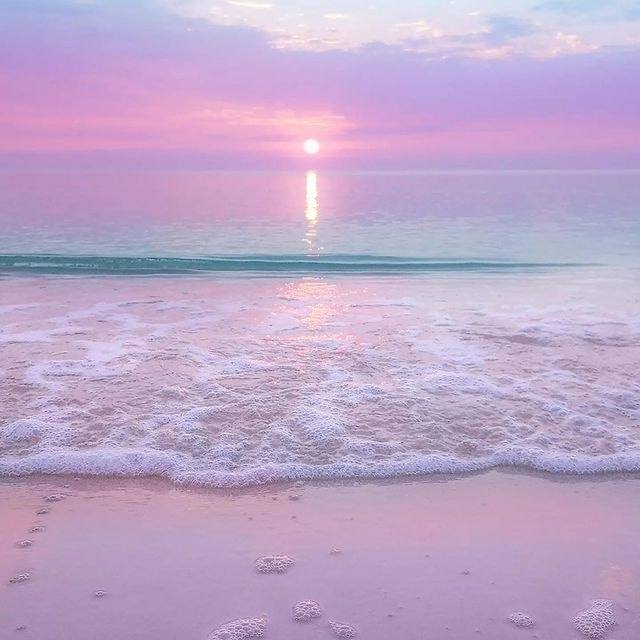 Pink sunsetfrom 叮当喵喵-今天你也很可爱Pink sunsetfrom 叮当喵喵-今天你也很可爱