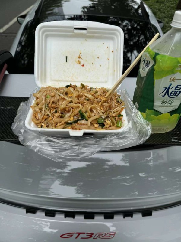 公司楼下吃个工地套餐，有一说一味道真不错