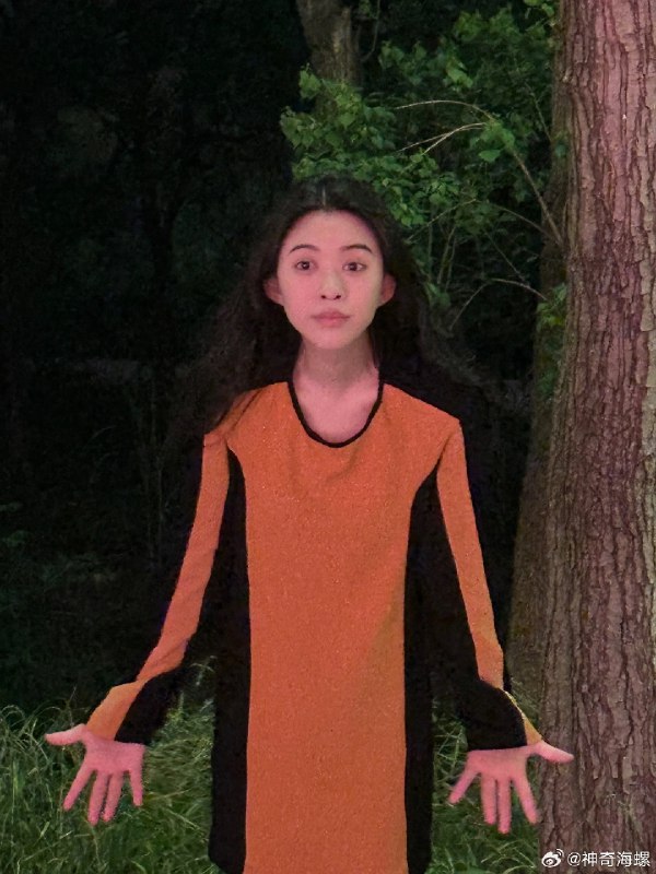 新买的显瘦裙子，要留下吗姐妹们 sourcefrom 〄FW新买的显瘦裙子，要留下吗姐妹们 sourcefrom 〄FW