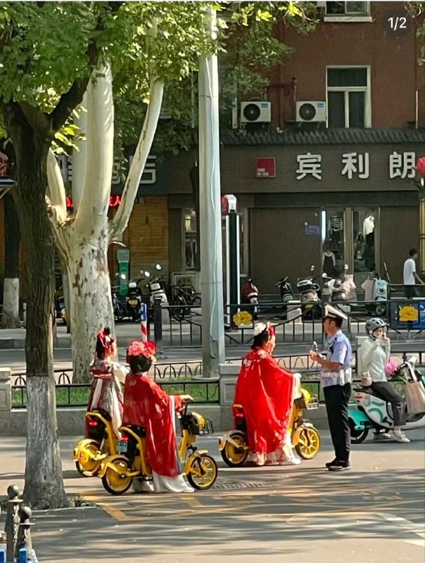 via AXJue/车皇via AXJue/车皇