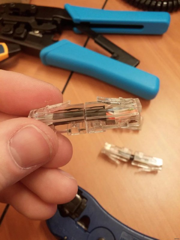 avg sized cablefrom /g/‘s Tech Memes