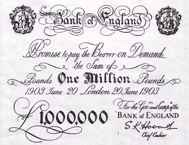 我要一桶酸菜牛肉面还有双汇火腿肠，一定要用100度的开水泡开，加上卤蛋， 别忘了来一瓶上好的冰红茶