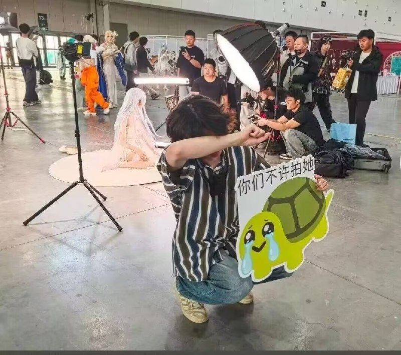 via 8号沙雕网友