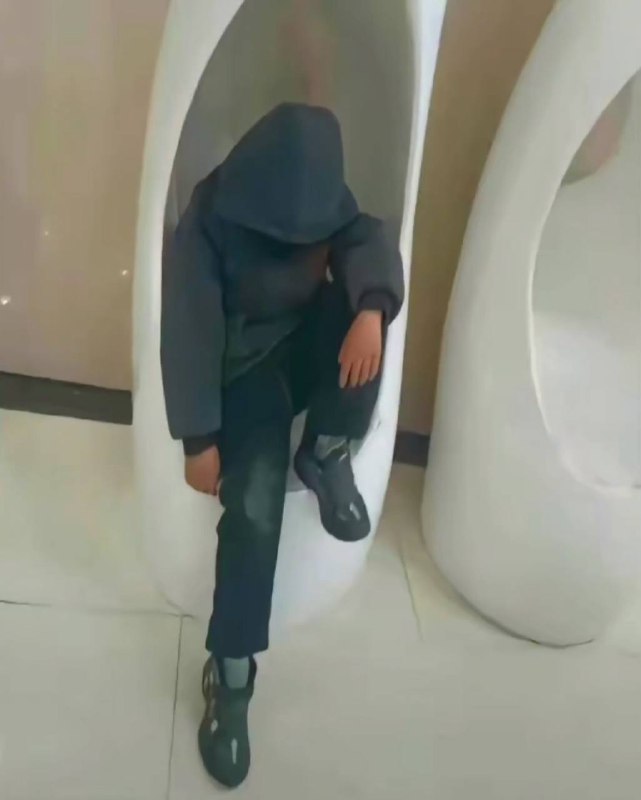 via 犯罪嫌疑人张某频道手动补发