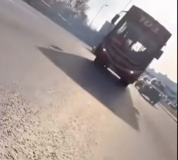 via Mr.Yanvia Mr.Yan