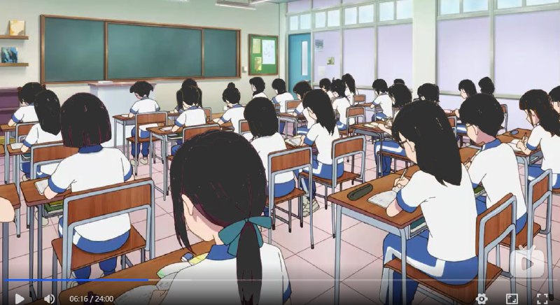 以前总觉得动画里日本学校这多姿多彩的校园生活、漂亮的制服，和中国的学校很不一样