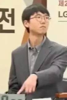 俗手，本手，妙手，举手前情提要