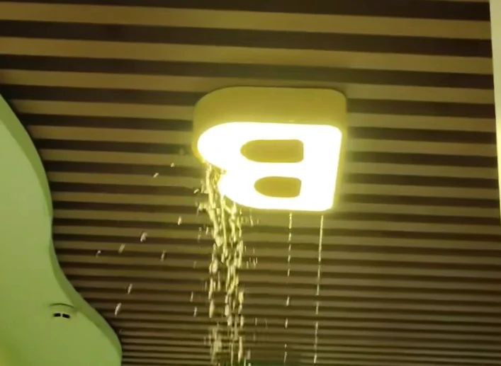 我操，B水流一地from QQ空间