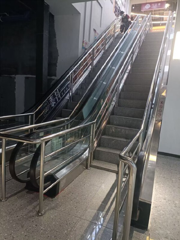 这高低得告他诈骗(from rvalue的生草日常