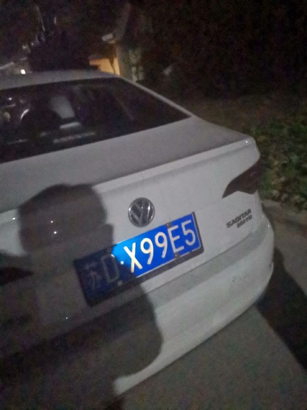 图拉丁座驾，垃圾佬车牌via 名 字