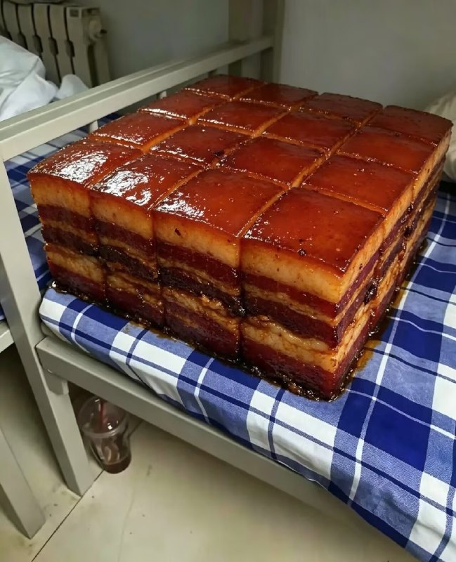 豆腐块被子，毛巾卷被子，蛋挞被子，煎饼被子，东坡肉被子，切糕被子from 未題名の四月と海豆腐块被子，毛巾卷被子，蛋挞被子，煎饼被子，东坡肉被子，切糕被子from 未題名の四月と海