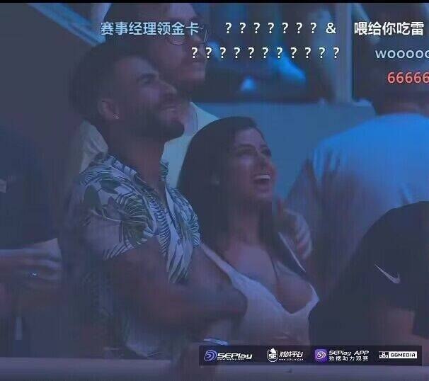 哥们看比赛呢严肃丶via my nbkls