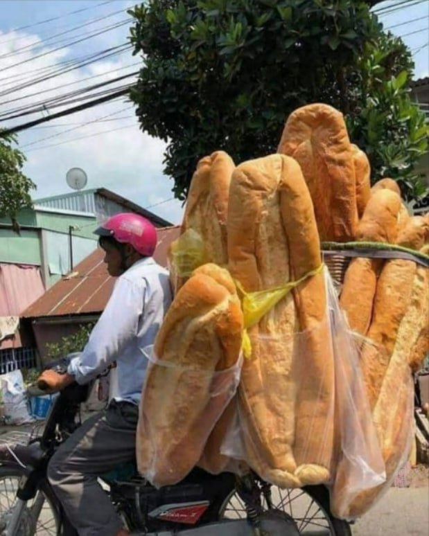 隔壁阿三哥家的超级巨无霸油条 😆😆