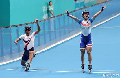 韩国选手没撞线提前庆祝丢掉冠军                                 网友