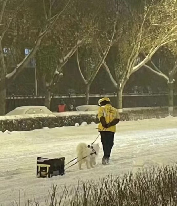 中国人自己的圣诞老人via my nbkls