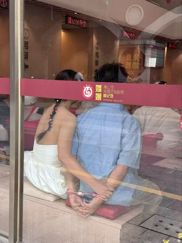 看样子有哪只小m找到他的真爱了from LDLD via LDLD