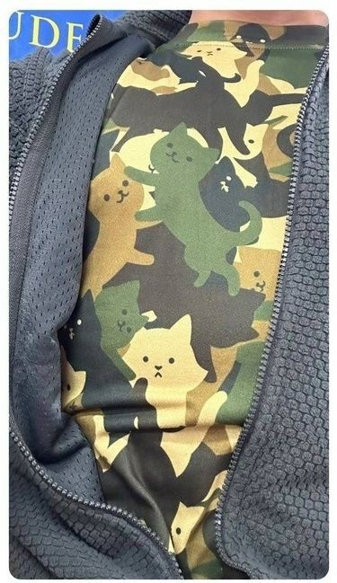 神通广大的网友能不能搞到这个衣服！！神通广大的网友能不能搞到这个衣服！！