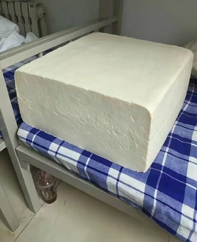 豆腐块被子，毛巾卷被子，蛋挞被子，煎饼被子，东坡肉被子，切糕被子from 未題名の四月と海豆腐块被子，毛巾卷被子，蛋挞被子，煎饼被子，东坡肉被子，切糕被子from 未題名の四月と海