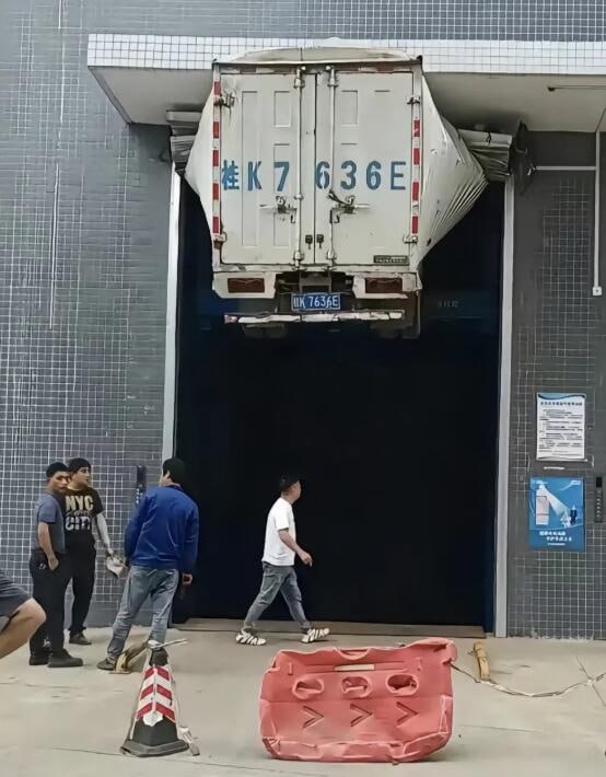 ?via 6号沙雕网友