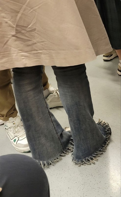 这是什么款式，行走的扫把？